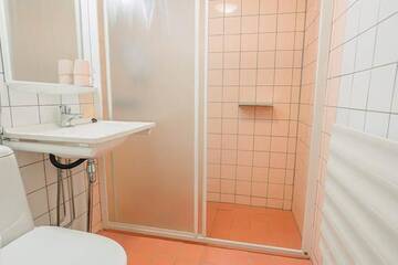 Фото номера Стандартный одноместный номер Отель Hotelliravintola Kumpu г. Outokumpu 4
